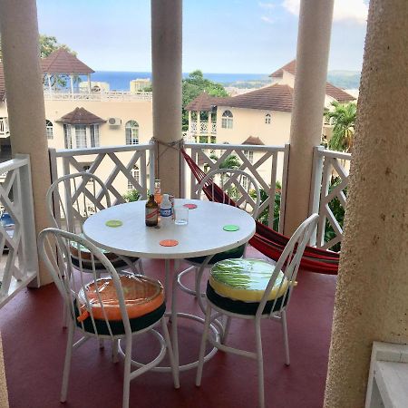#D1 Castle Studio Wifi King Bed Ocho Rios Jamaica Dış mekan fotoğraf