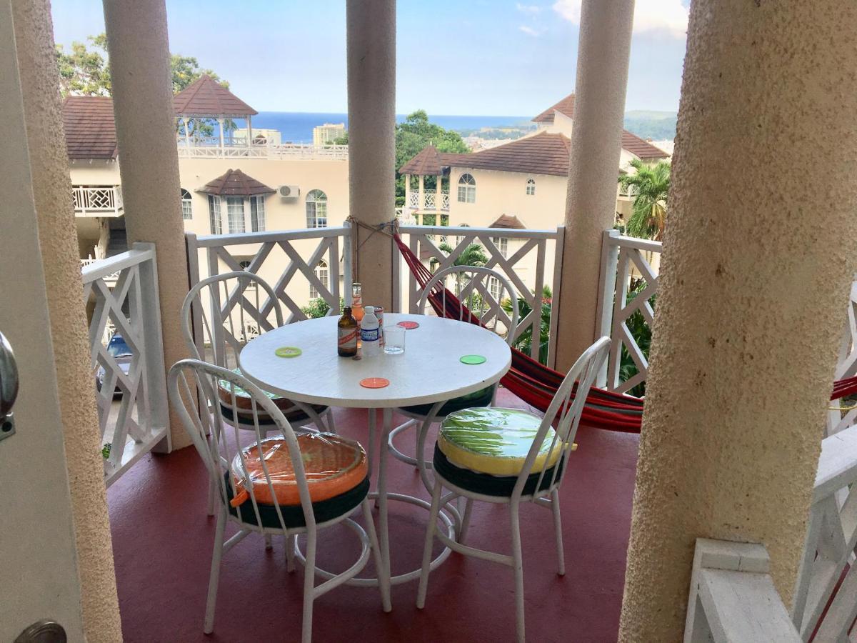 #D1 Castle Studio Wifi King Bed Ocho Rios Jamaica Dış mekan fotoğraf